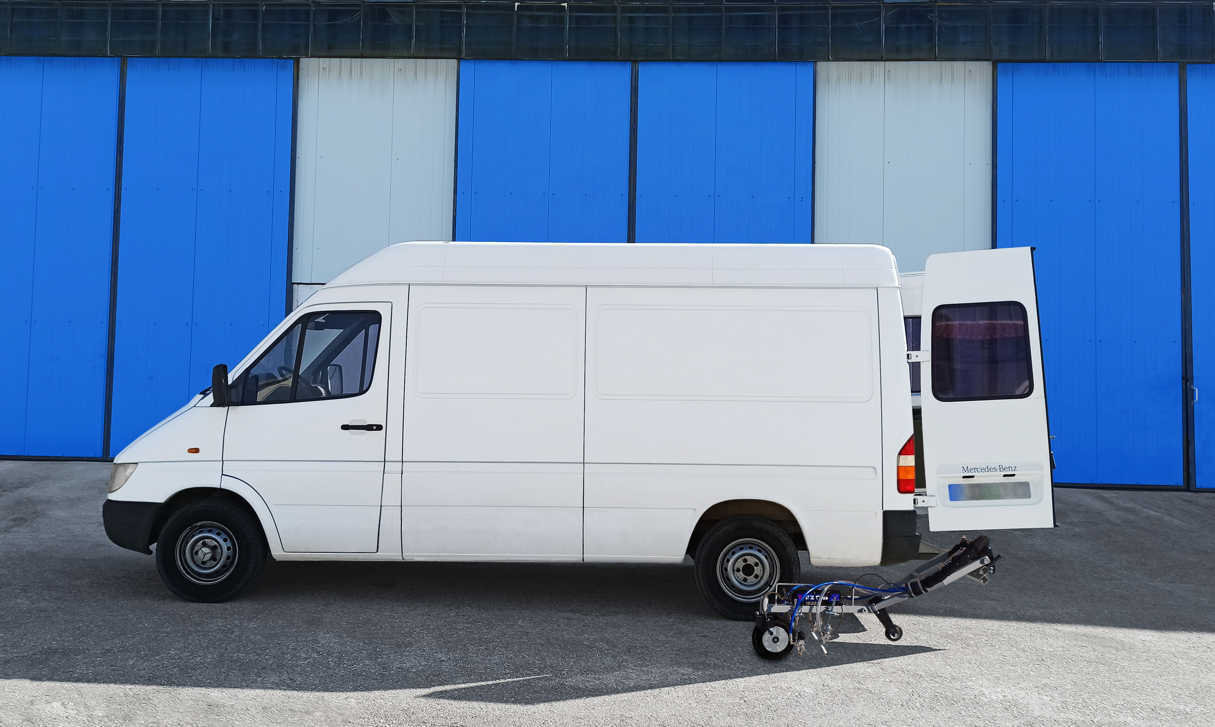 Line Striping Truck - Road Marking Truck - Line Marking Truck